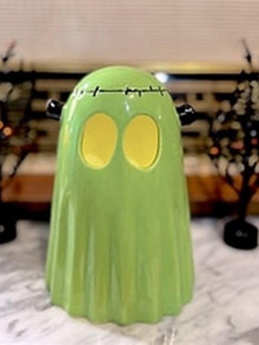Goblin and Ghoul Halloween Frankenstein Green
Ghost 8" Figurine LED LightUp NEW